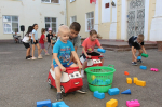 В атриуме ДК «Цементник» прошла игровая программа «Вперёд, спасатели!», в которой приняли участие сотрудники МЧС