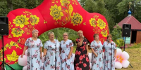 В селе Медведево отпраздновали Яблочный Спас под песни «Барановских бабушек» - Regions.Ru